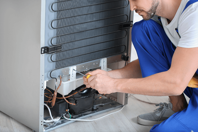 Professional refrigerator repair technician servicing Samsung, LG, Bosch refrigerators in Dubai homes