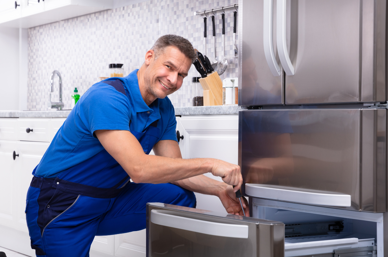 Transparent refrigerator repair pricing in Dubai showing clear quote breakdown and no hidden fees policy